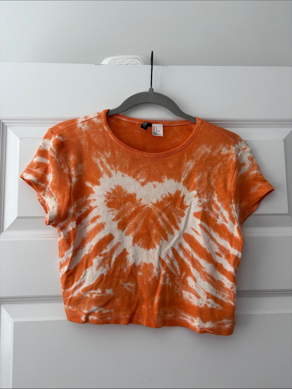 H&M Tie-Dye Heart Crop Tee - Orange